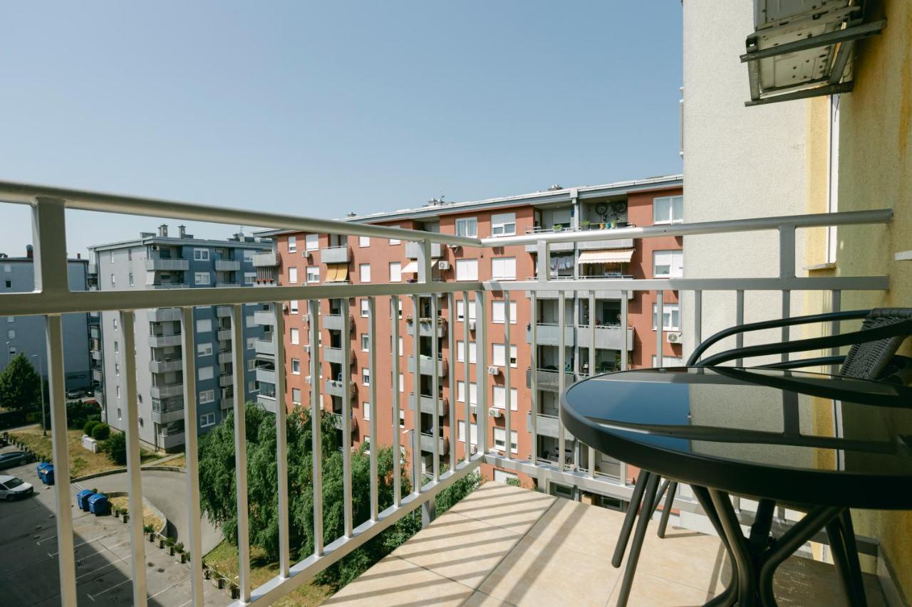 Ladenta Apartman*** Zagreb Exteriör bild